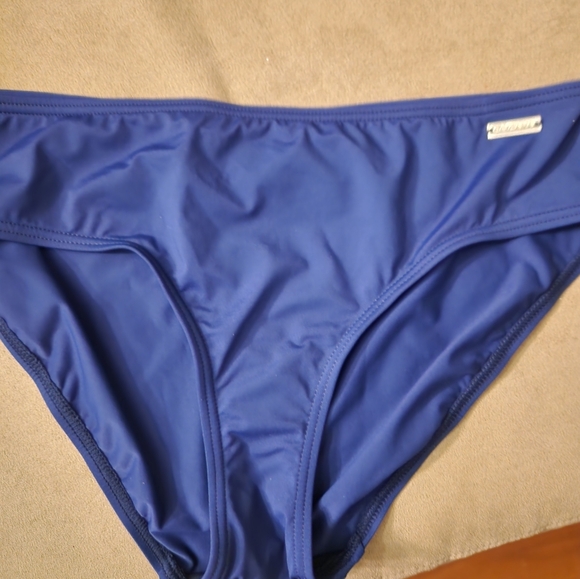 Venus Lascana Swim Bottom - Picture 4 of 4
